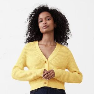 Banana Republic | Cropped Textured Long Sleeve Button Front Cardigan Sweater